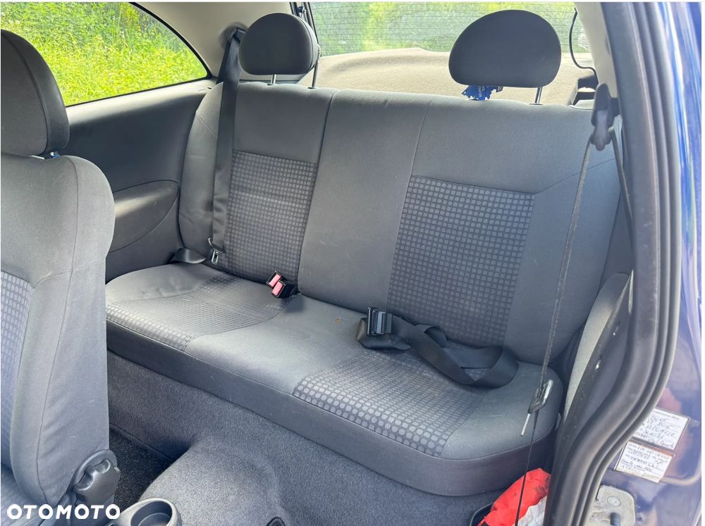 Opel Corsa 1.2 16V Cosmo - 8