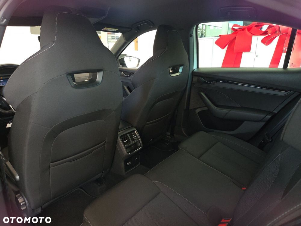 Skoda Octavia 2.0 TSI 4x4 Sportline DSG - 12