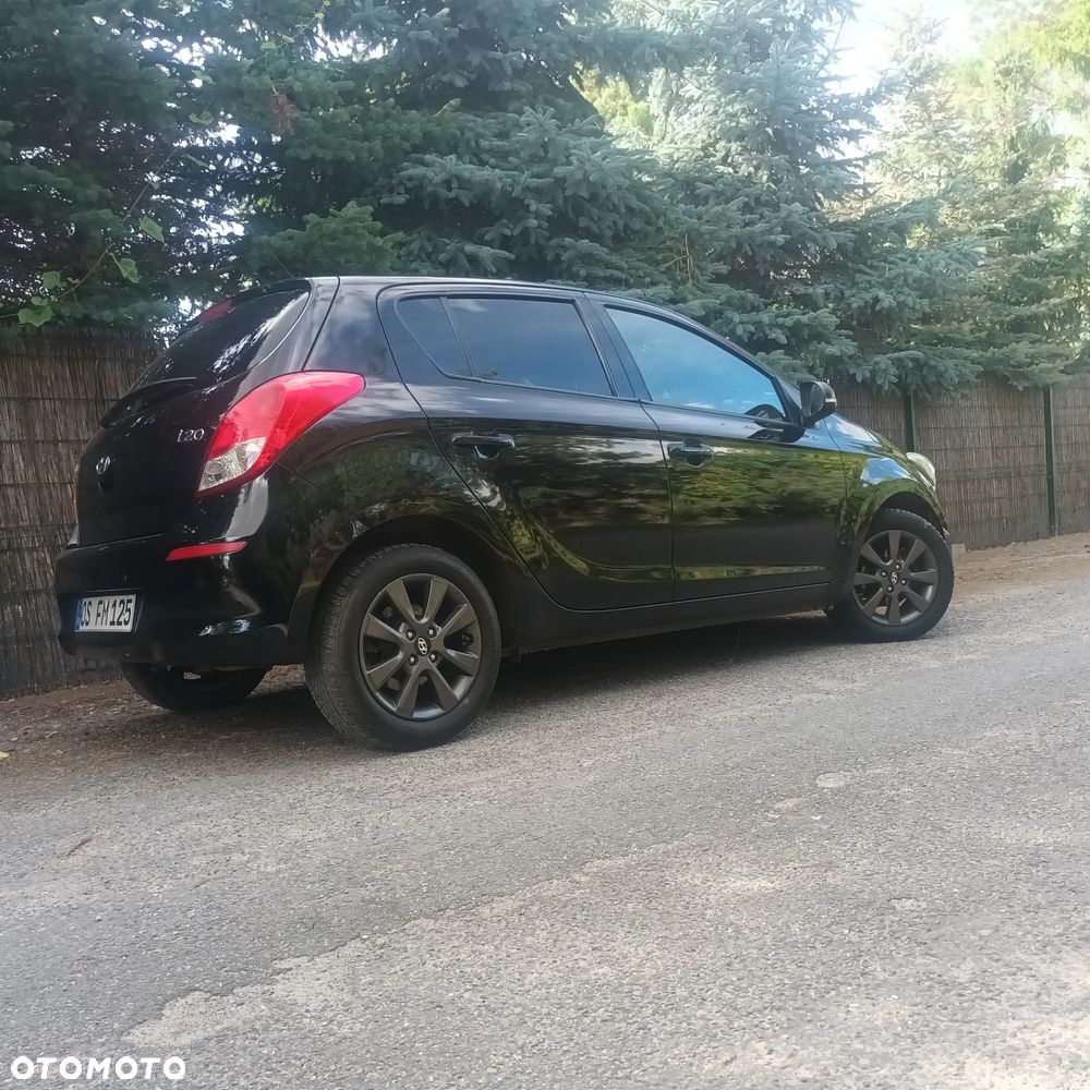 Hyundai i20 1.2 Intro Edition - 38