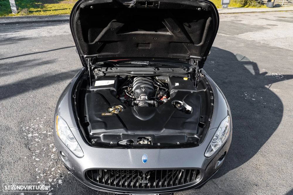 Maserati Grancabrio - 14