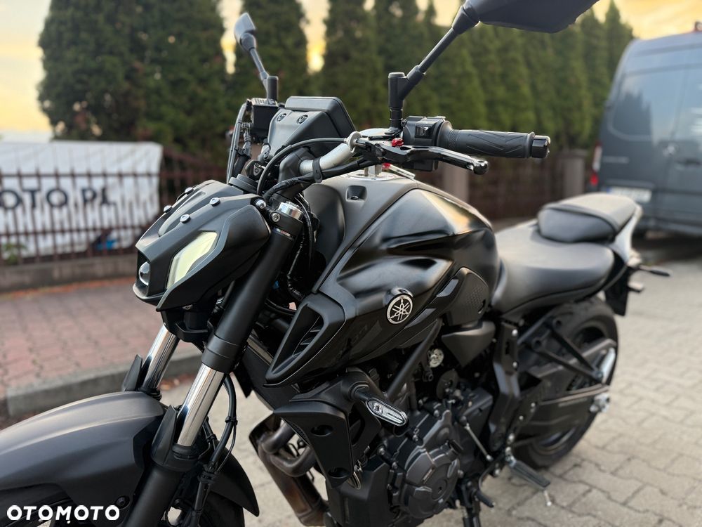 Yamaha MT - 21