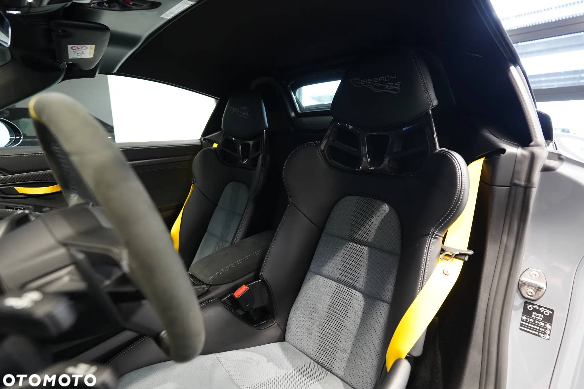 Porsche 718 Spyder - 14