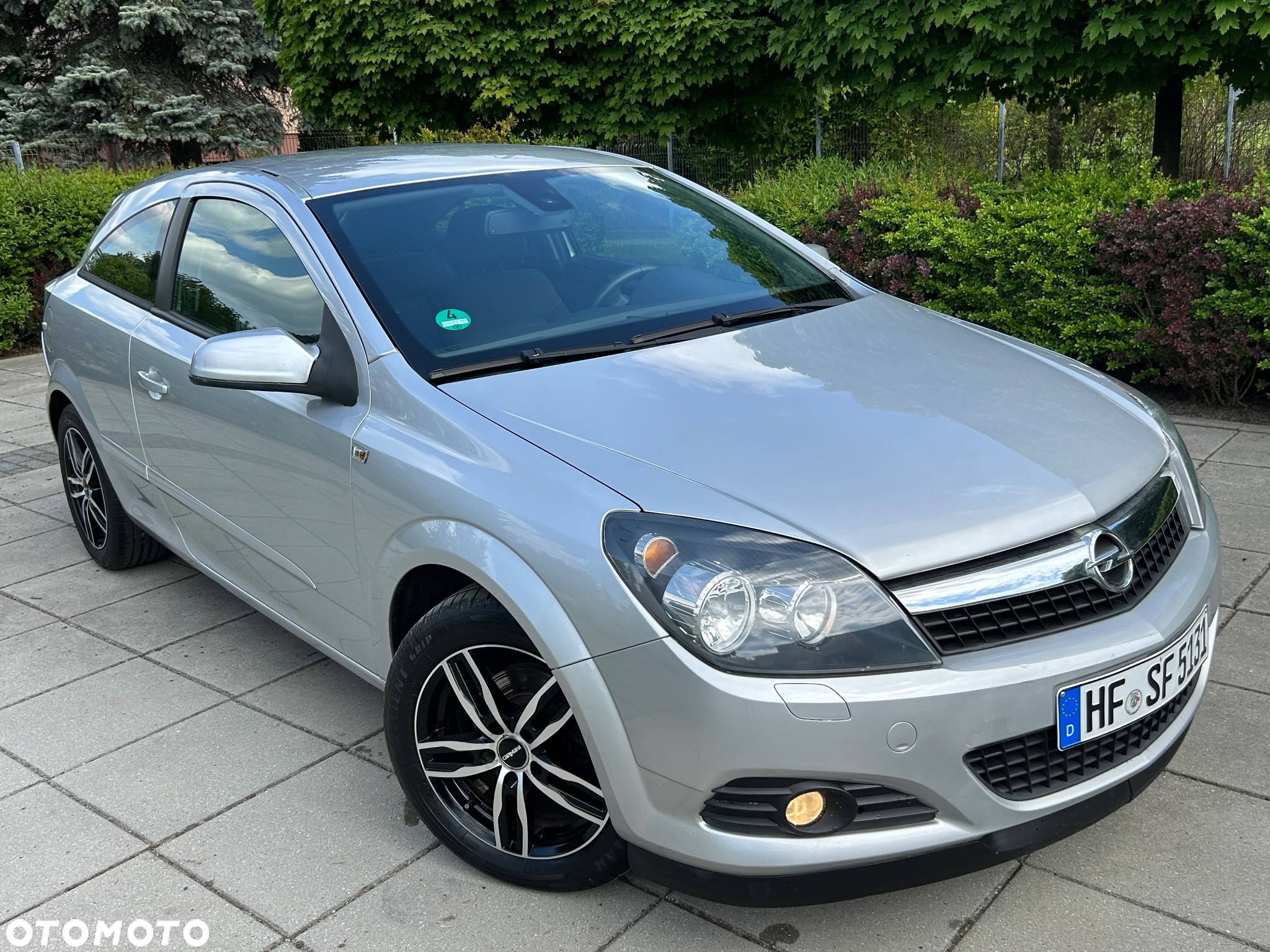 Opel Astra GTC 1.6 Catch me - 2