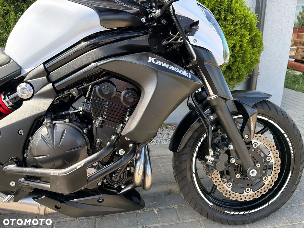 Kawasaki ER - 17