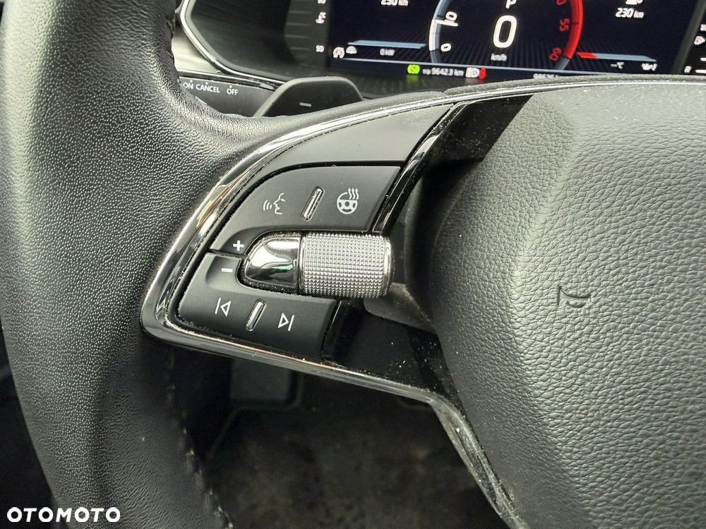 Skoda Superb 2.0 TDI SCR Style DSG - 17