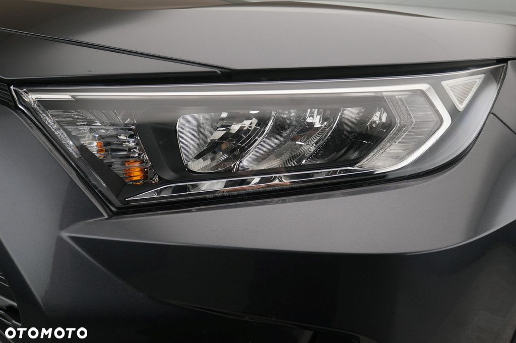 Toyota RAV4 - 13