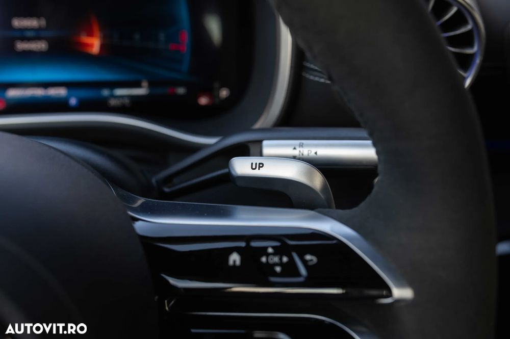 Mercedes-Benz SL 63 AMG 4Matic+ Speedshift MCT 9G - 19
