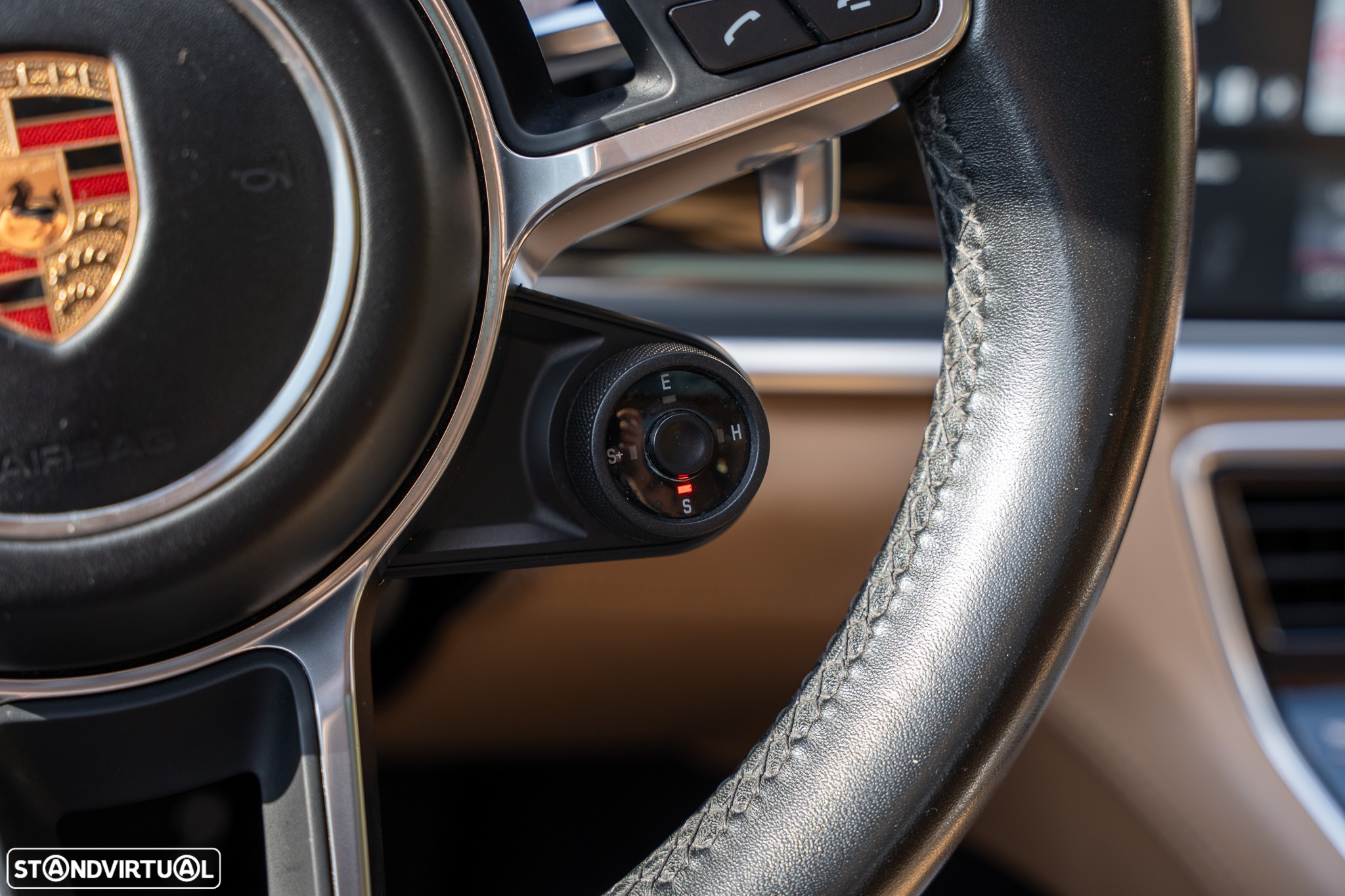 Porsche Panamera 4 E-Hybrid - 18