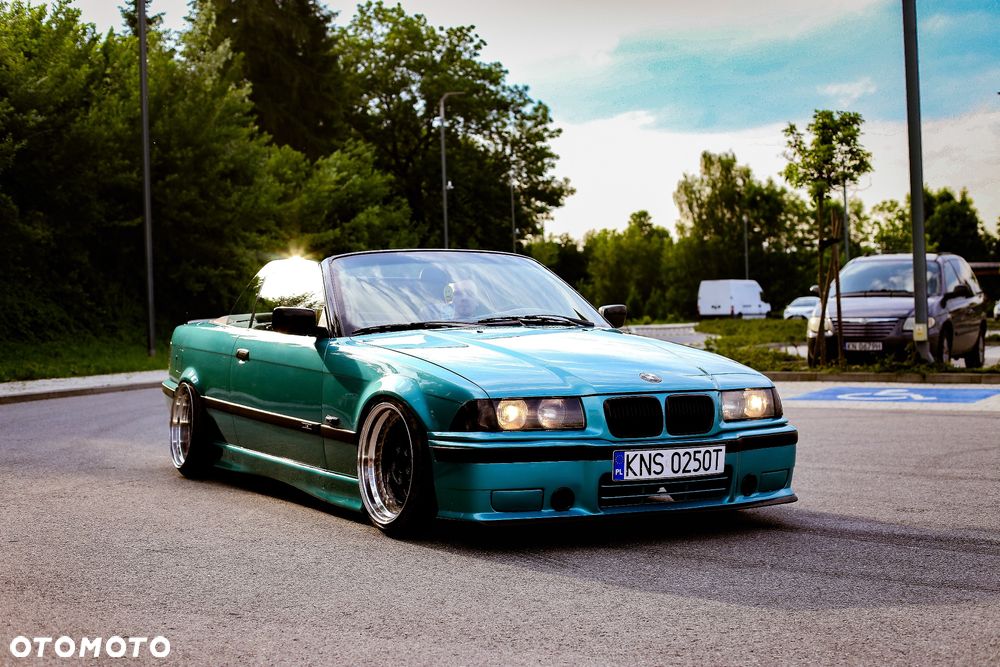 BMW Seria 3 328i Cabriolet - 4