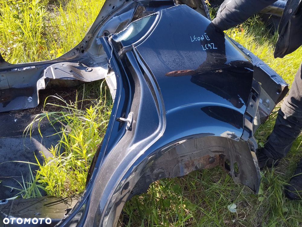 BŁOTNIK TYLNY LEWY SEAT LEON II 2 5D KOD KOLORU LC9Z - 1