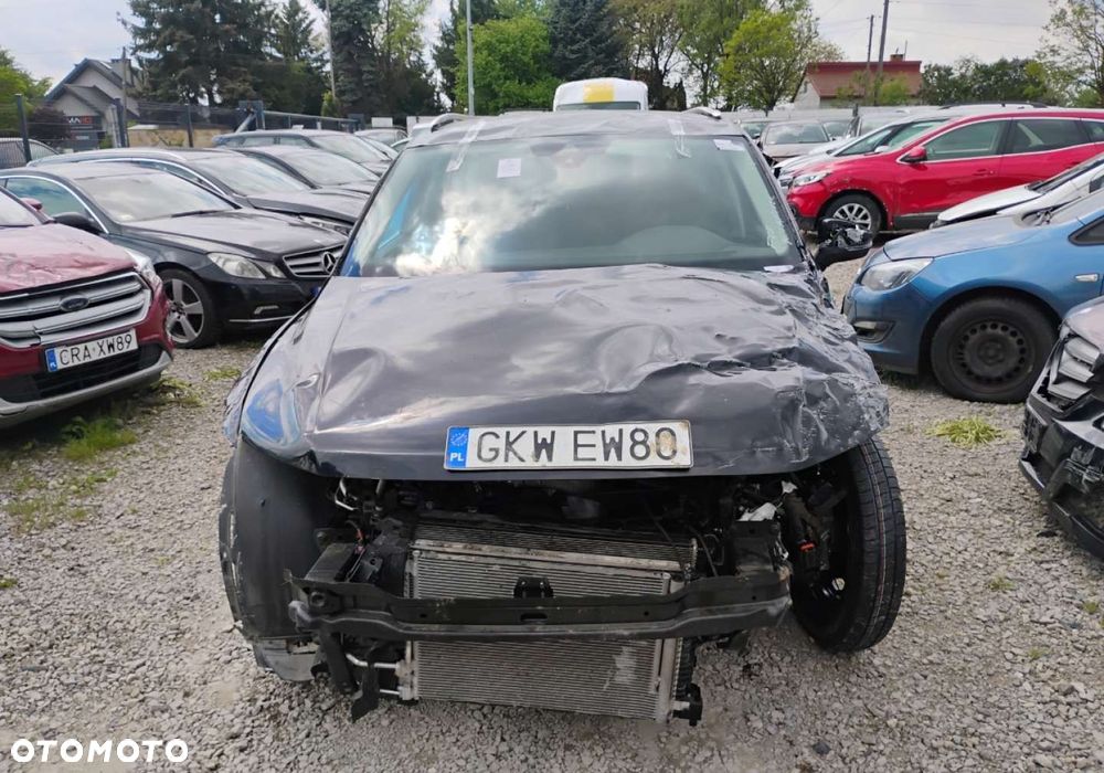 Volkswagen Tiguan - 19