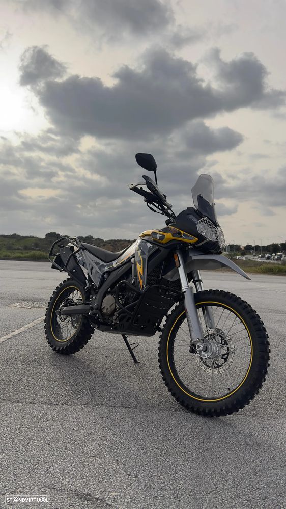 Voge 300 Rally Extras - 1