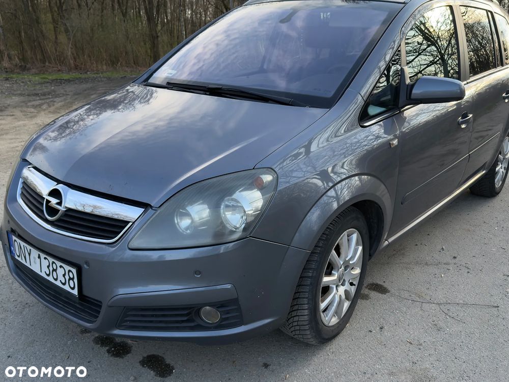 Opel Zafira 1.9 CDTI - 8