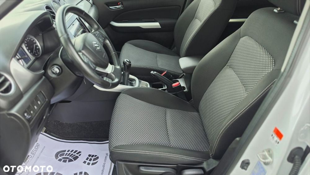 Suzuki Vitara - 8