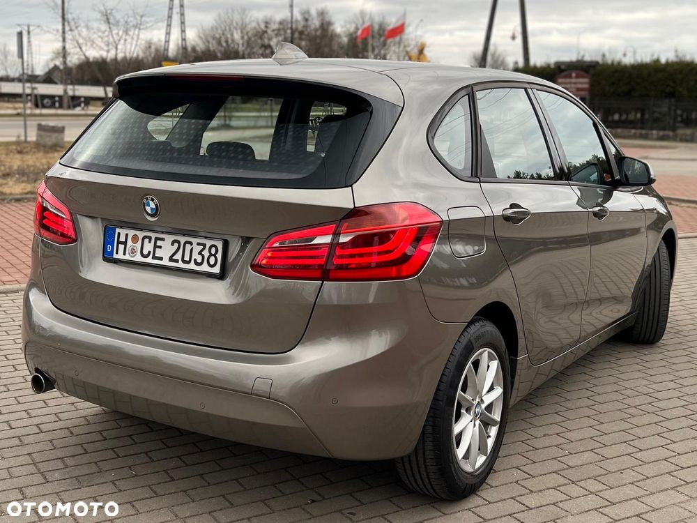 BMW Seria 2 218d Sport-Aut Sport Line - 4