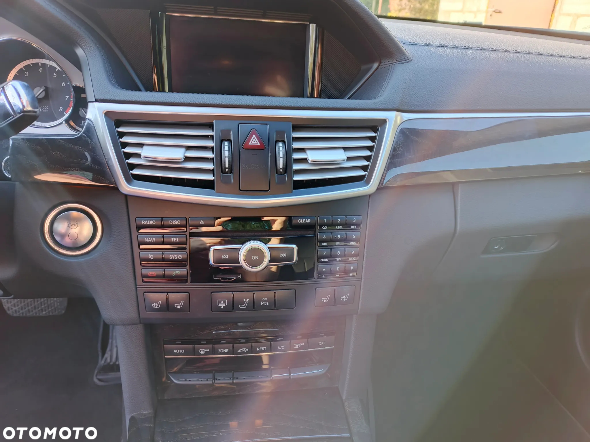 Mercedes-Benz Klasa E 500 4-Matic BlueEff Elegance - 14