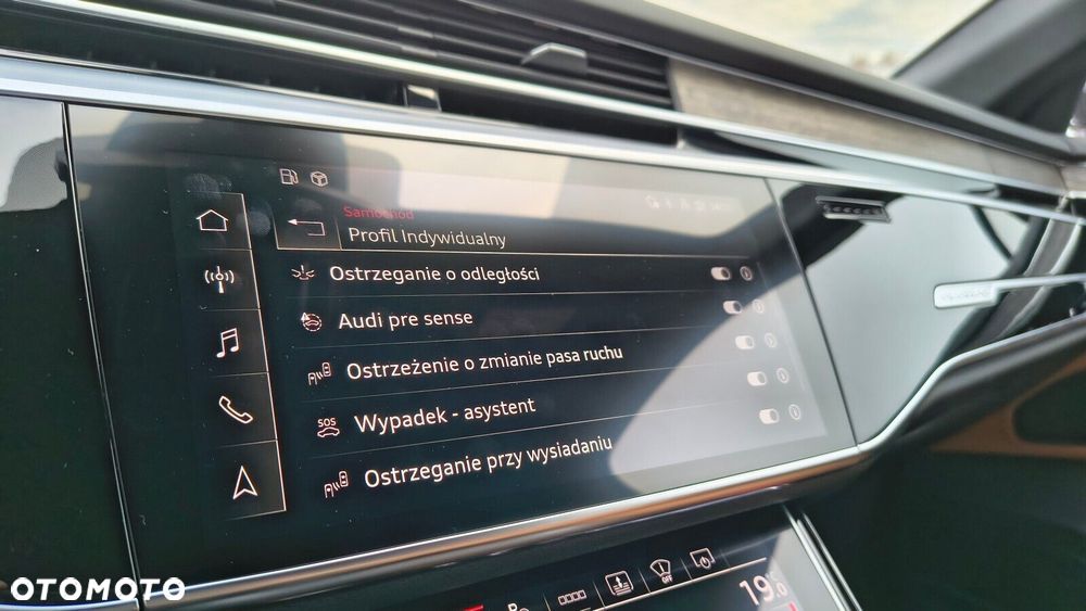 Audi A8 - 32