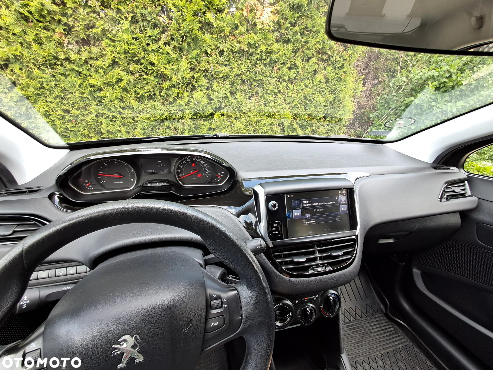 Peugeot 208 1.6 e-HDi Active STT - 9