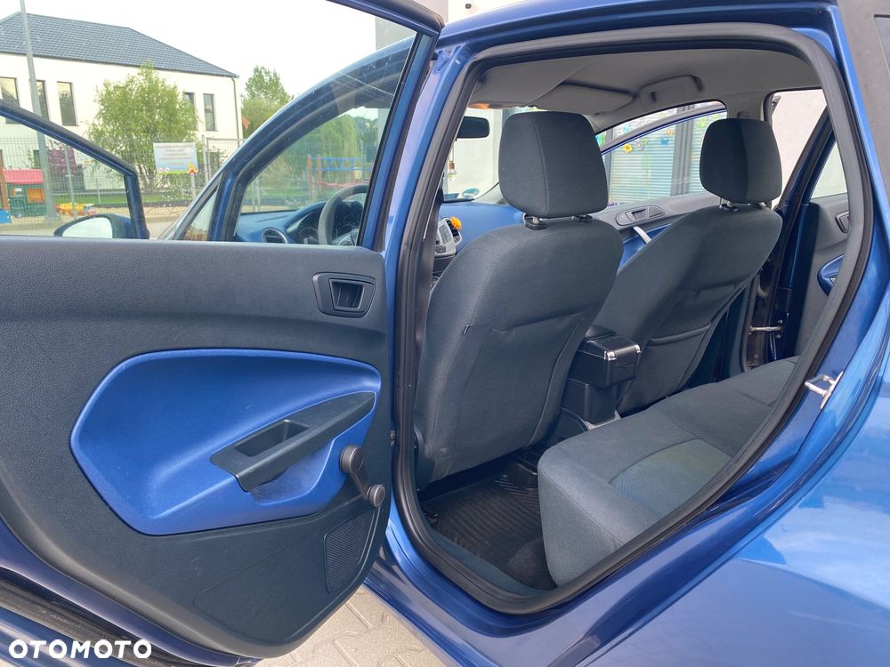 Ford Fiesta - 26