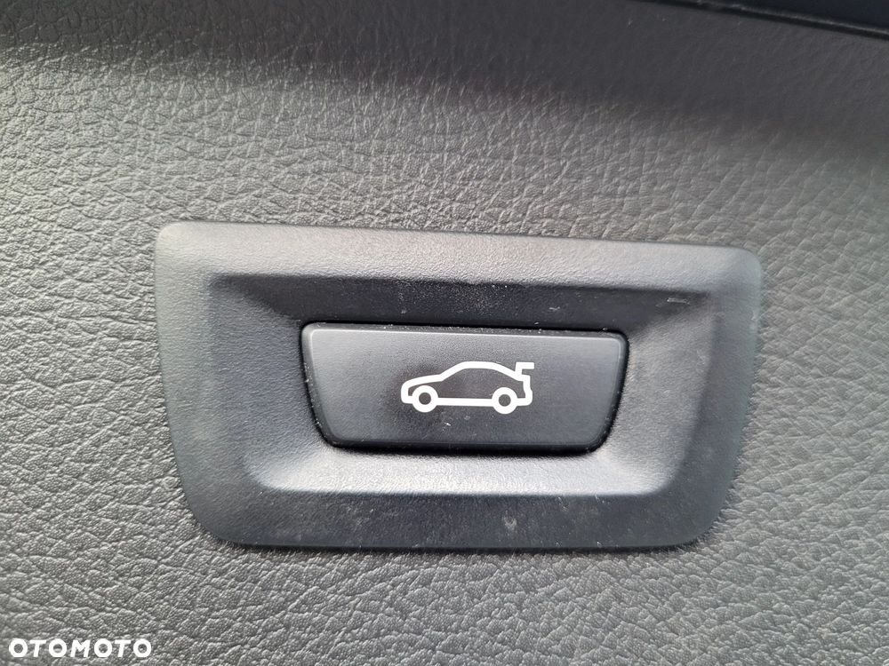 BMW Seria 2 218d Advantage - 18