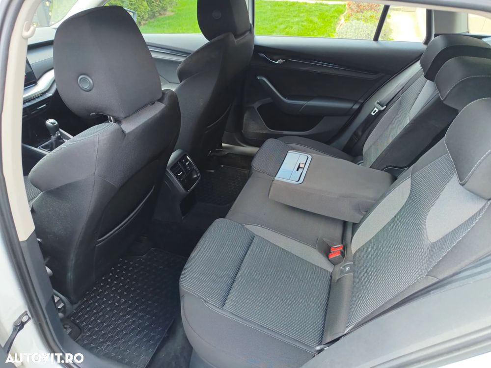 Skoda Octavia - 9