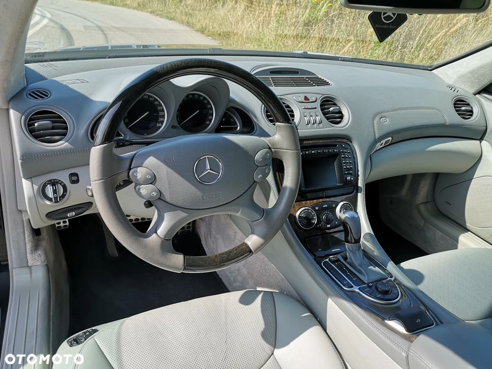Mercedes-Benz SL 500 - 32