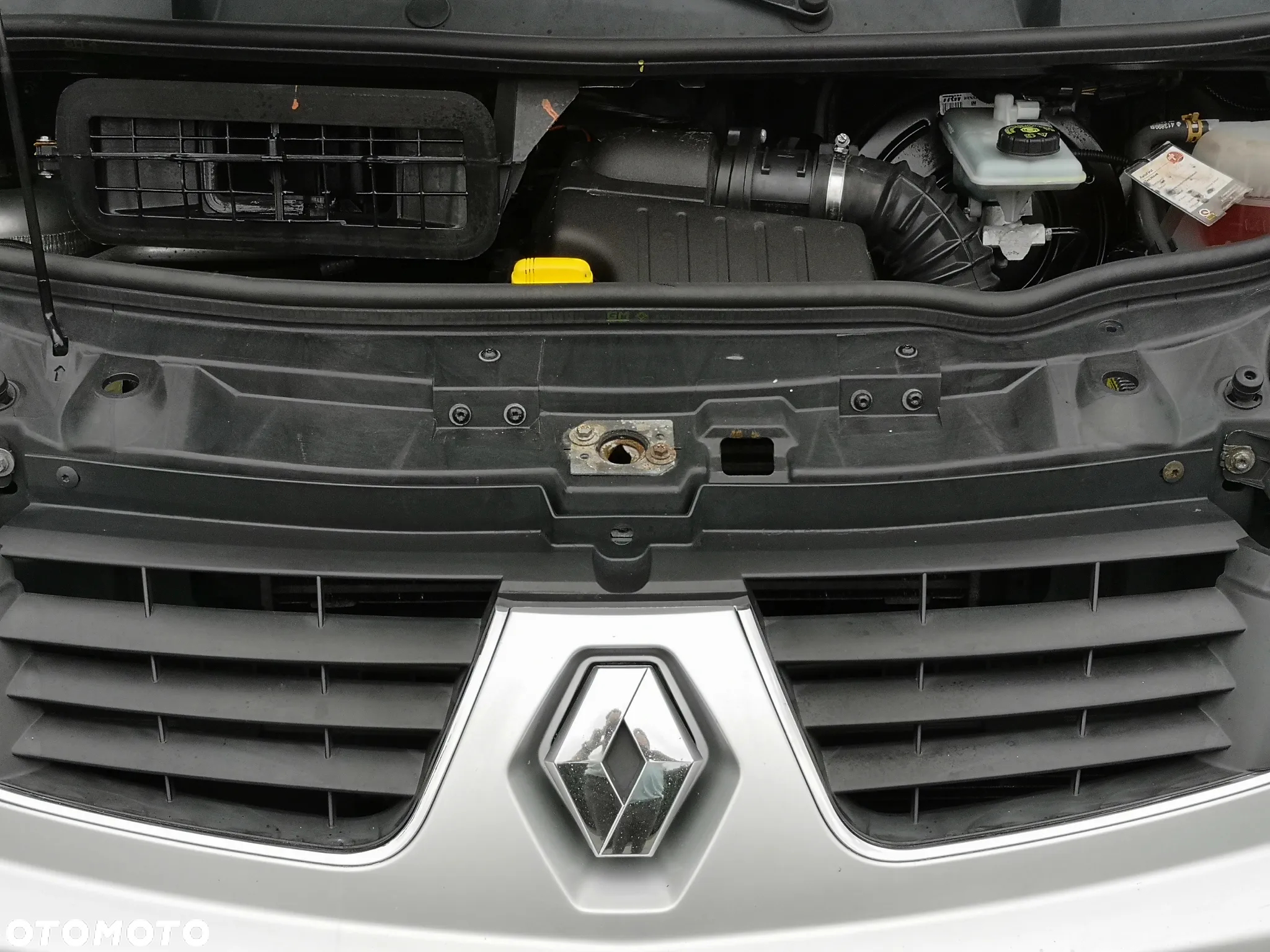 Renault Trafic 2.0dCi 90 - 16