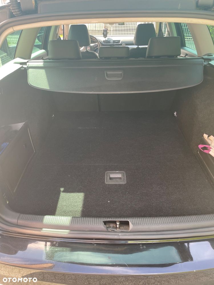 Volkswagen Passat - 8