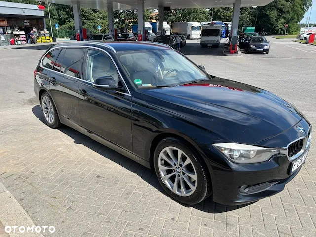 BMW Seria 3 318d Touring Luxury Line - 2
