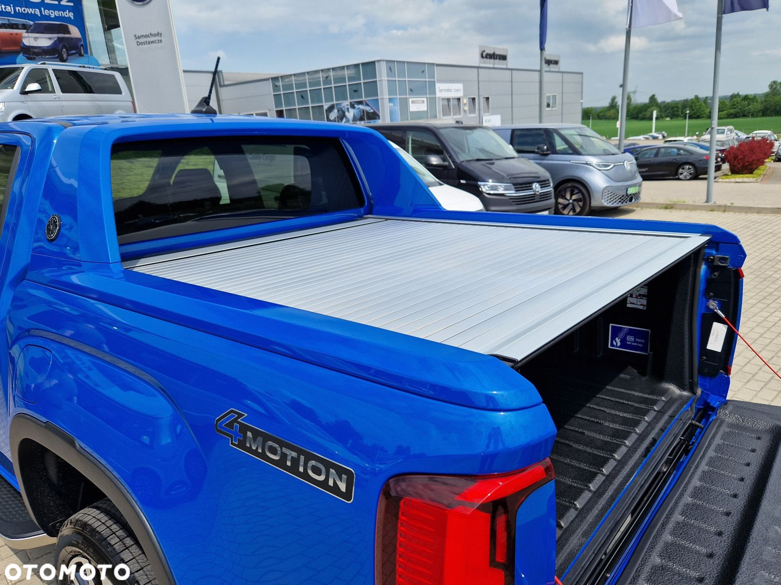 Volkswagen Amarok - 12