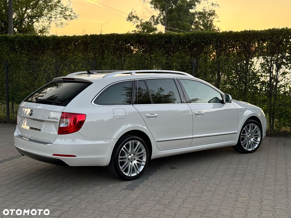 Skoda Superb 2.0 TDI DSG L&K - 24