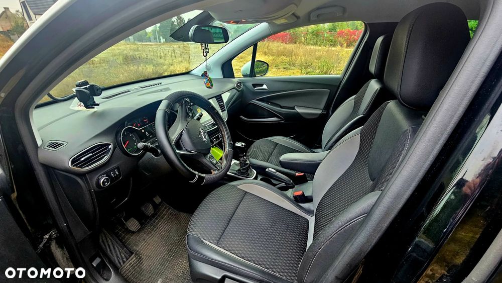 Opel Crossland X - 12