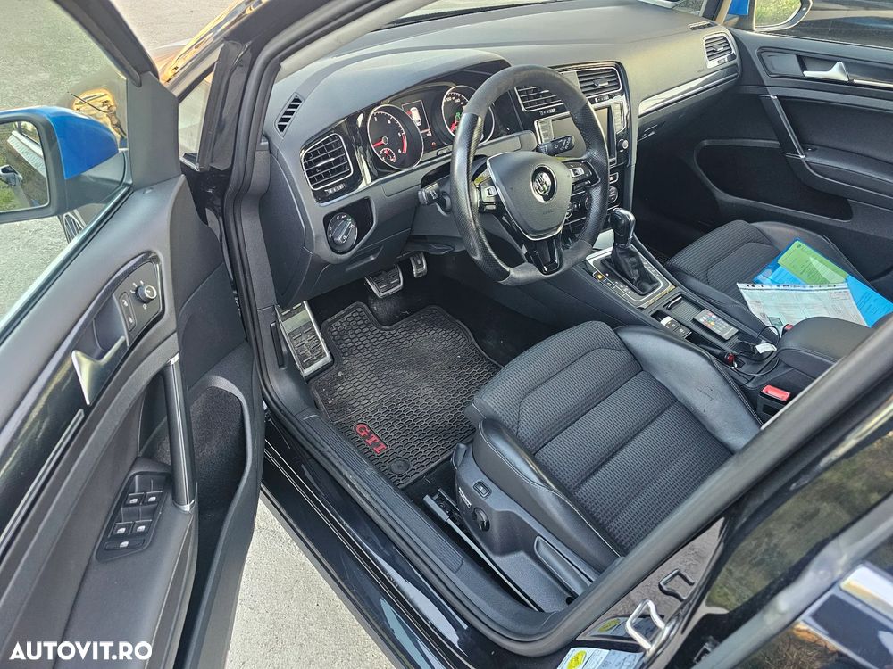 Volkswagen Golf 2.0 BlueTDI DSG Highline - 7