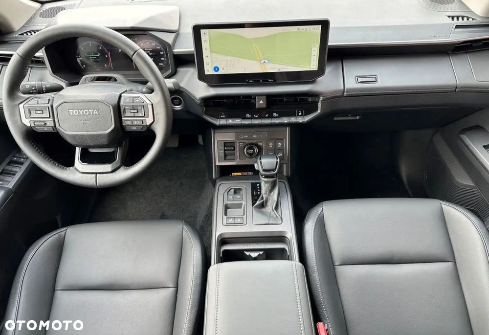 Toyota Hilux 2.8 D-4D mHEV Double Cab Invincible 4x4 - 6