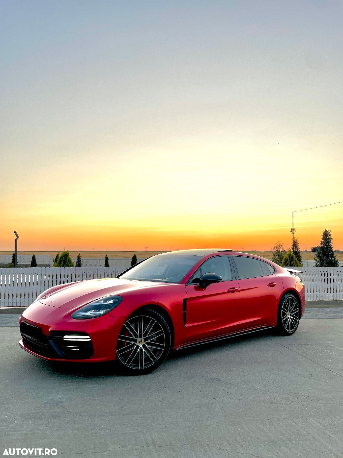 Porsche Panamera - 1