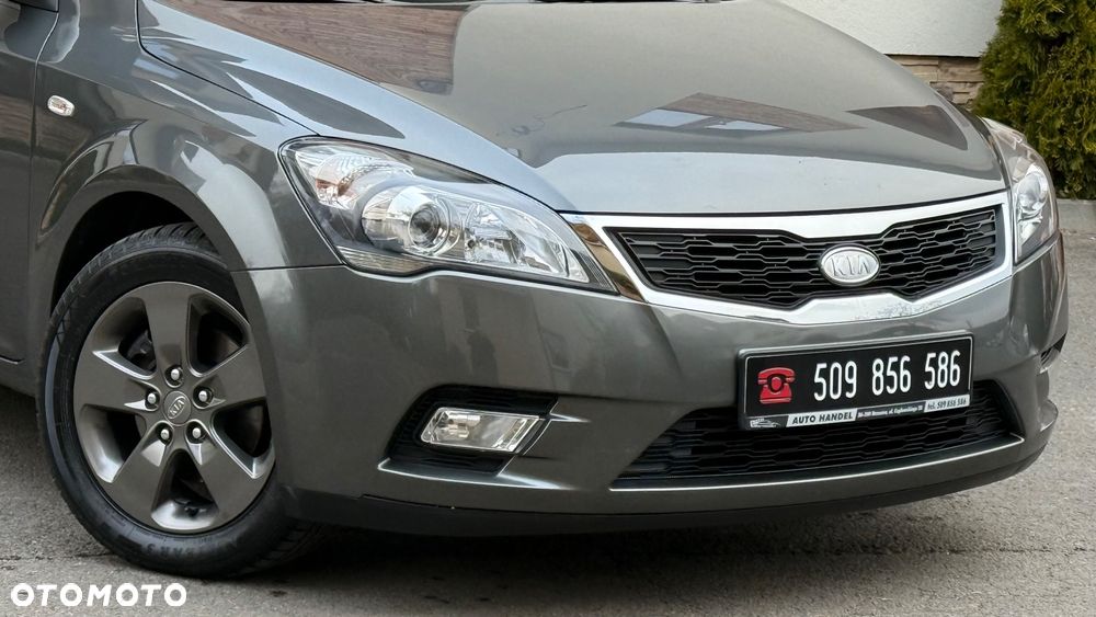 Kia Ceed - 18