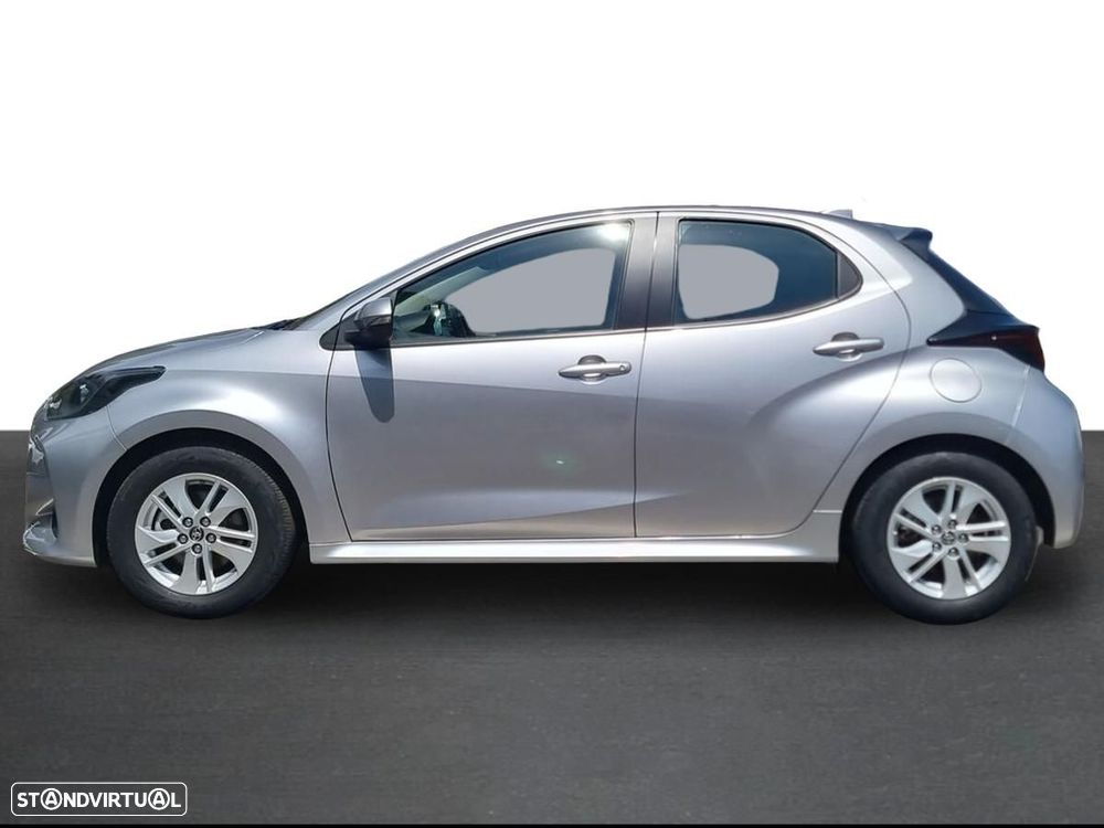 Toyota Yaris - 4