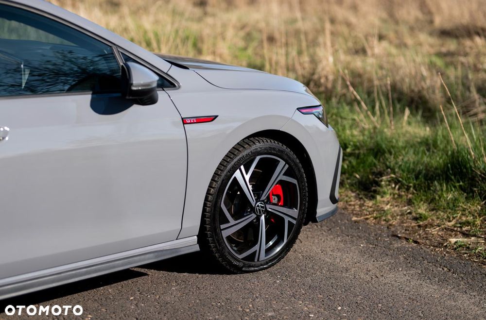 Volkswagen Golf 2.0 TSI OPF DSG GTI - 25