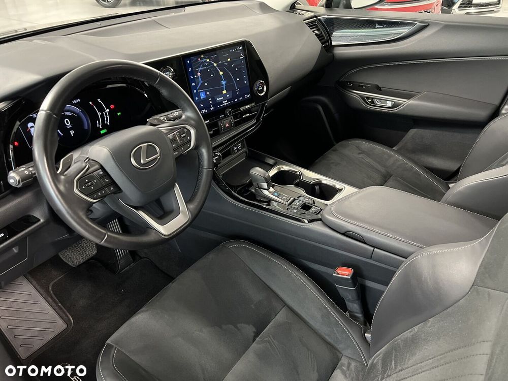 Lexus NX 350h Elegance 2WD - 17