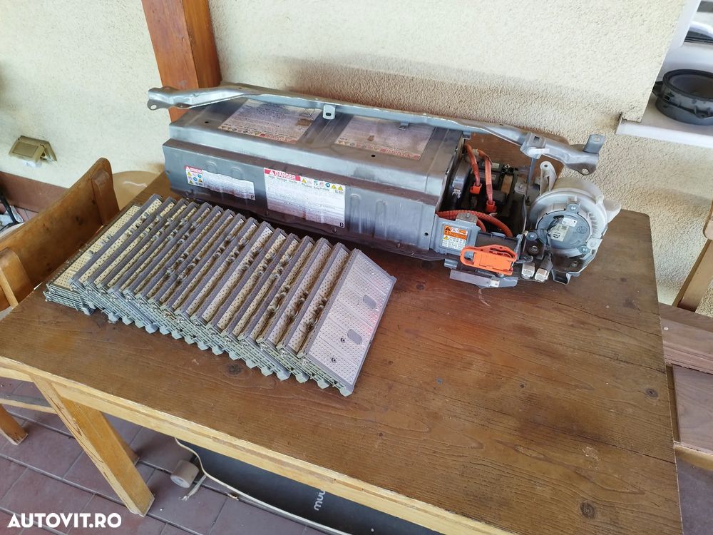 Vand baterie Toyota Prius 3 + o carcasa completa - 10