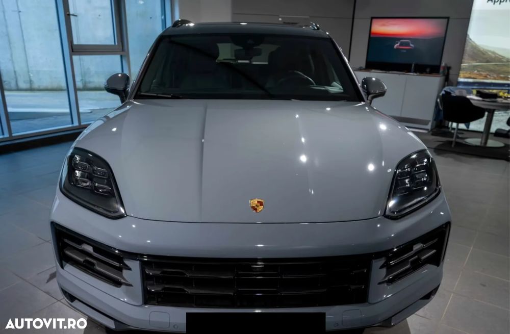 Porsche Cayenne E-Hybrid - 2
