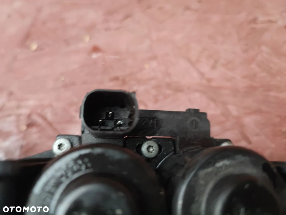 BMW F01 / F01N / F02 / F02N / F04 / F06 / F07 / F07N / F10 / F11 / F10N / F11N / F12 / F13 ORYGINALNY ZAWÓR WODY NAGRZEWNICY / ZAWÓR TERMOSTATYCZNY / ELEKTROZAWÓR O NR.  64 53 9 119 164 OEM W DOBRYM STANIE - 7