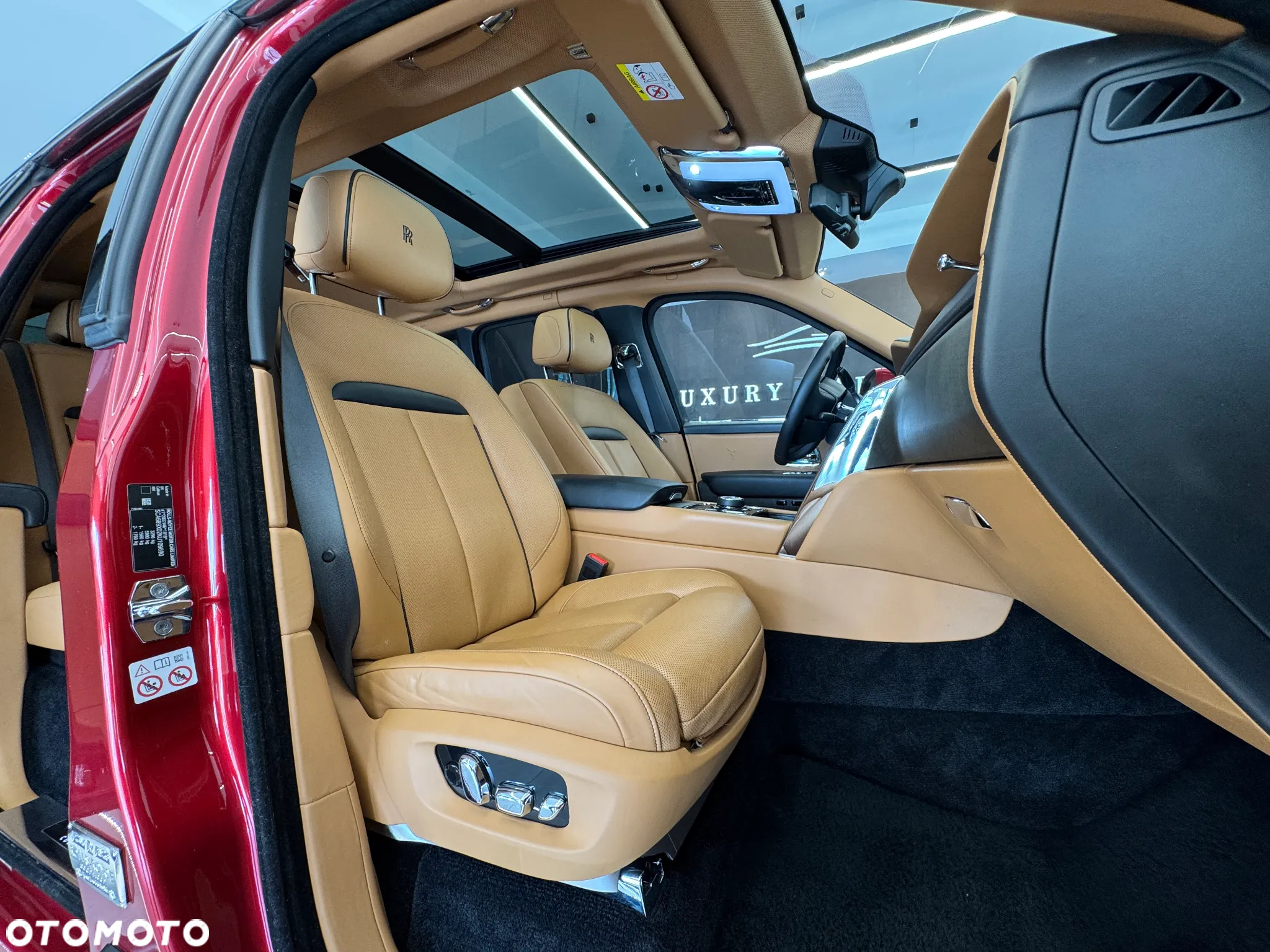 Rolls-Royce Cullinan - 14