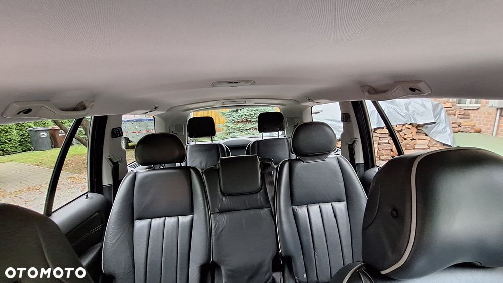 Volvo XC 90 - 9