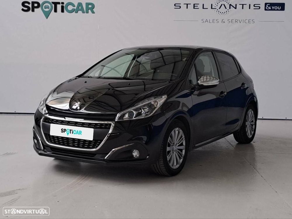 Peugeot 208 1.2 PureTech Signature - 1