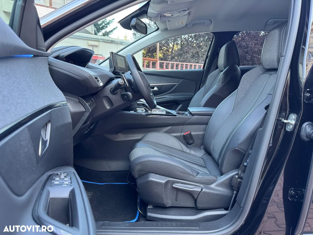 Peugeot 3008 1.2 PureTech 130 EAT8 Allure Pack - 12