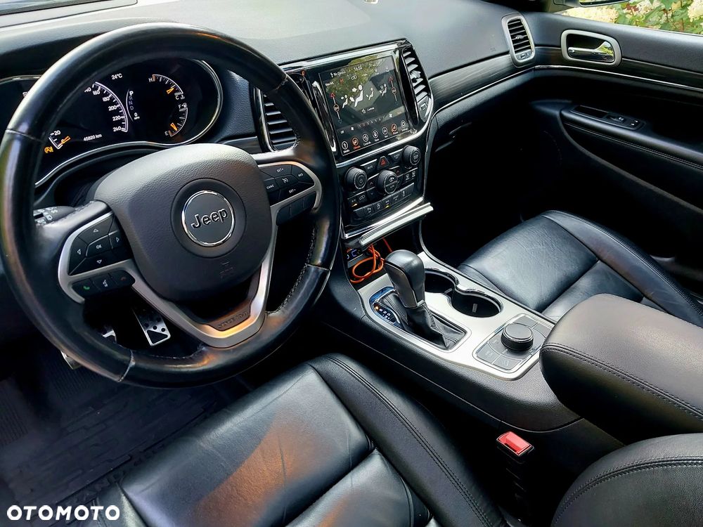 Jeep Grand Cherokee - 10