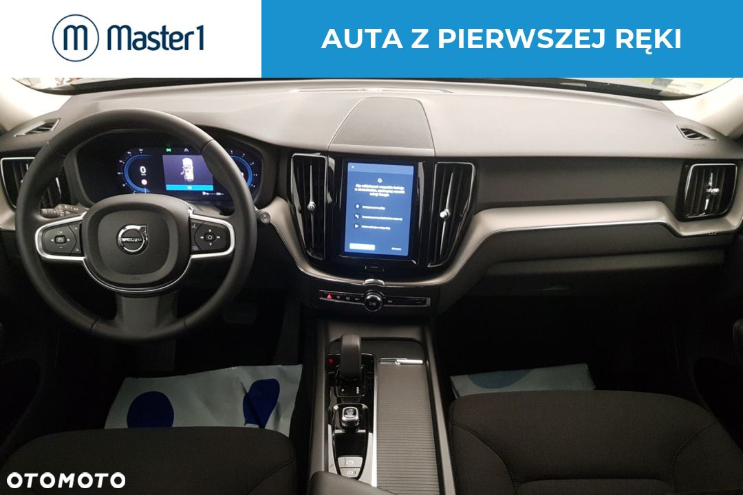 Volvo XC 60 B4 D AWD Momentum Pro - 9