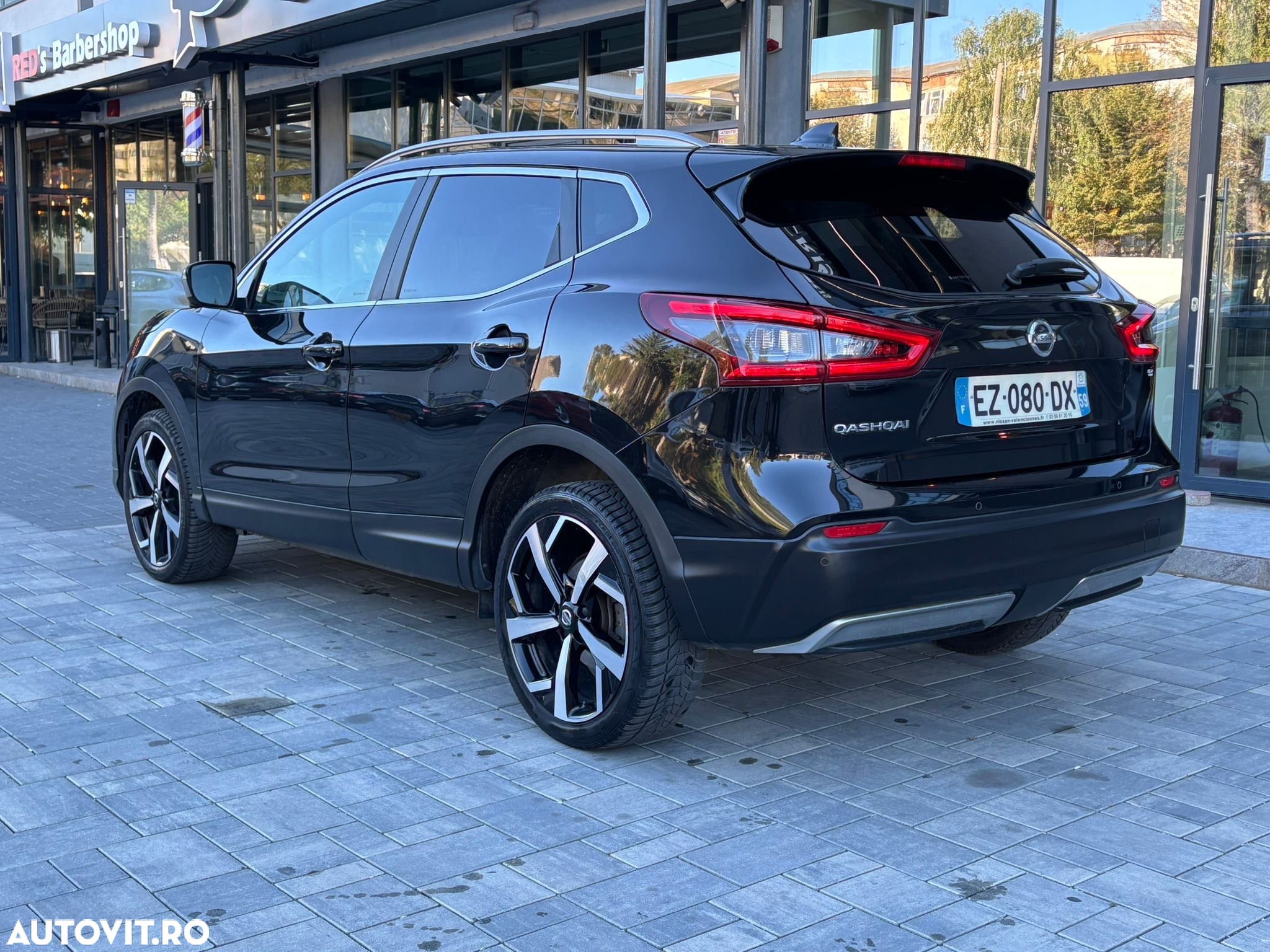 Nissan Qashqai 1.6 DCI Xtronic TEKNA+ - 14