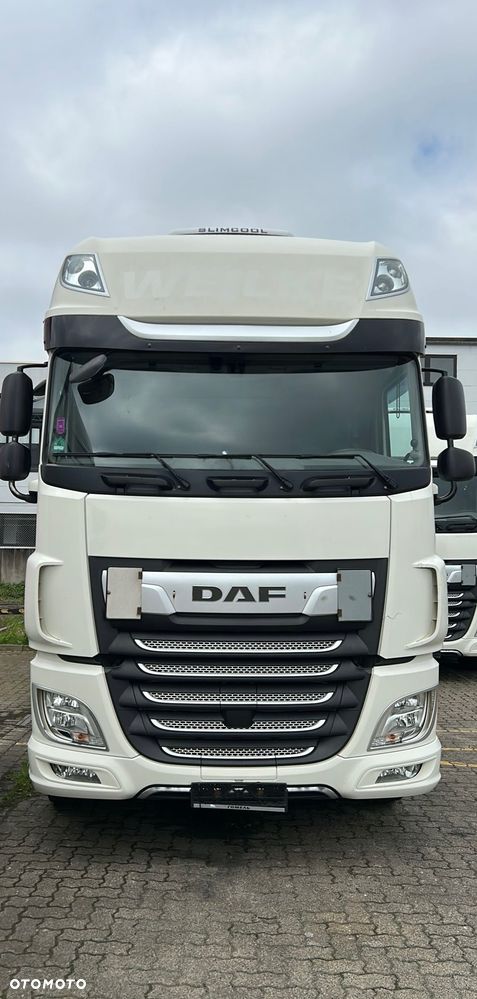 DAF XF 530 Super Space Cab Euro-6 FULL RETARDER XENON Klima Postojowa Lodówka 2-Zbiorniki Paliwa - 6